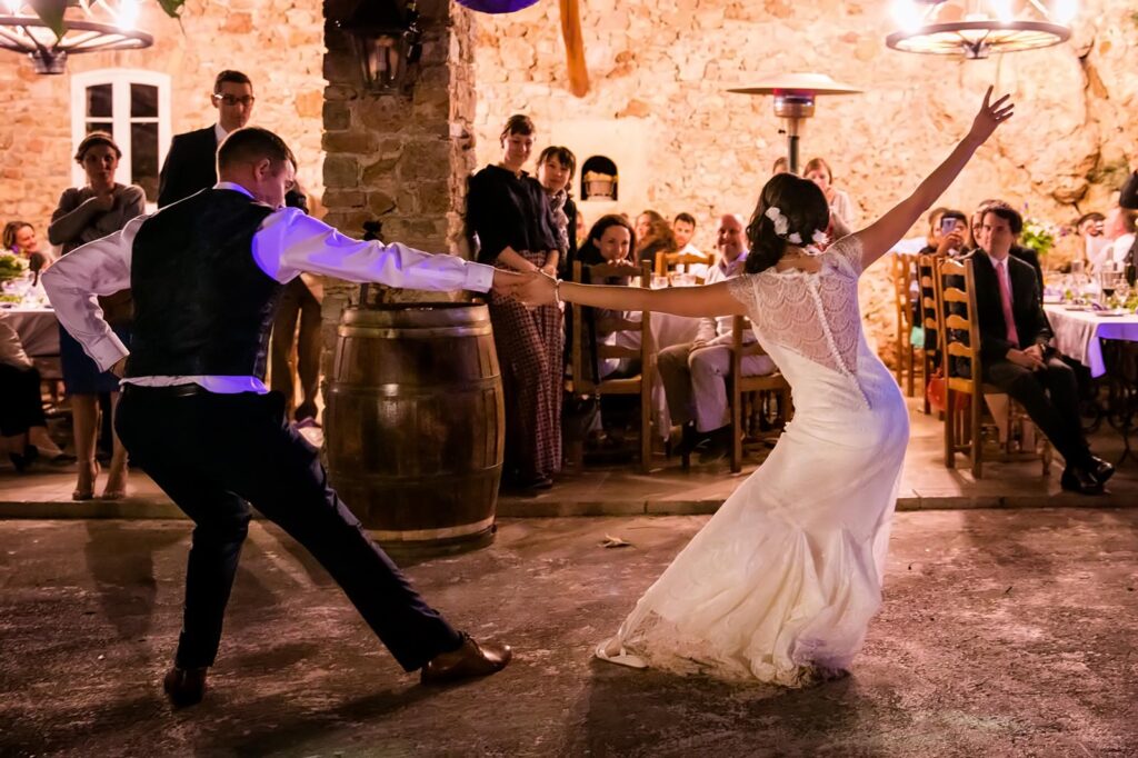 Coreografías de bailes románticos para bodas